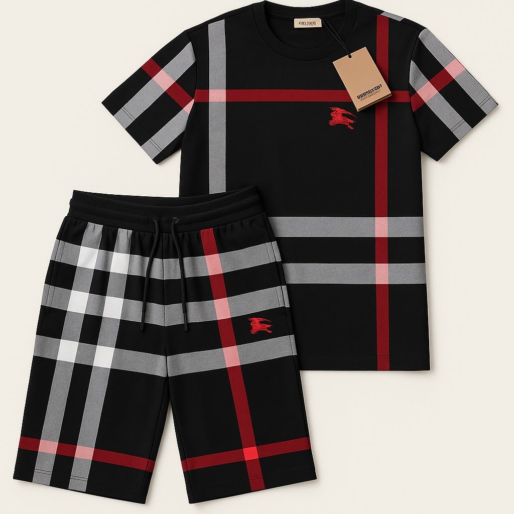 Burberry T-shirt and Short set men black