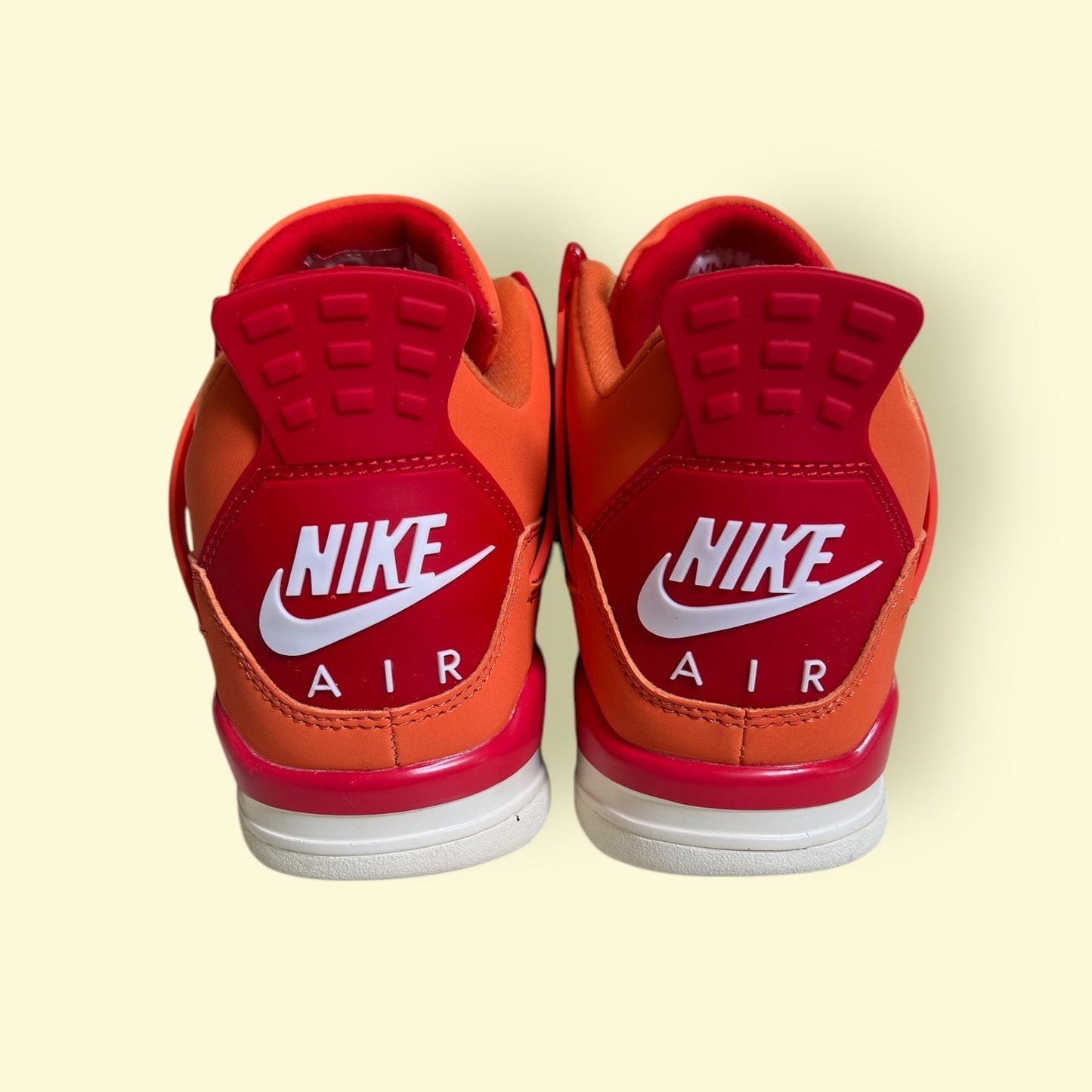 Air Jordan 4 Retro