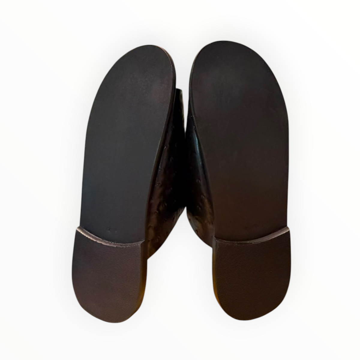 Romzy Noir Ostrich-Embossed leather Sandals