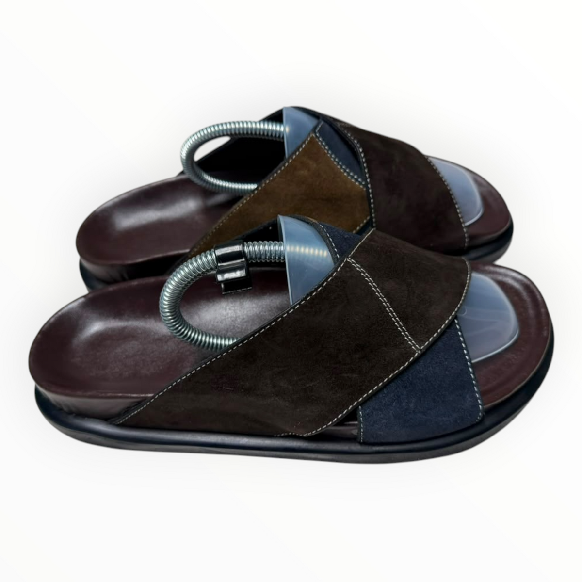 Romzy velvet Brown Cross-strap Sandals